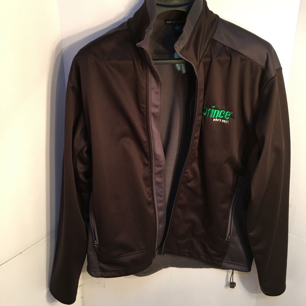 Prince brand tennis jacket gently used like new